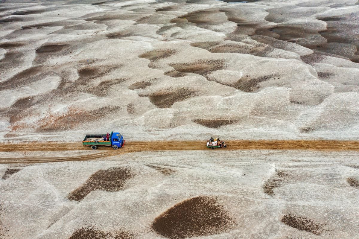 1200x1200px Hero Banner shutterstock offset 2612466229