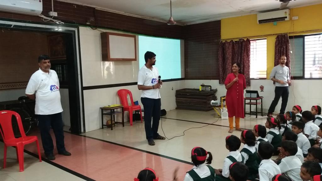 GT-employees-giving-a-presentation-on-waterborne-diseases-at-Ahilya-Vidya-Mandir-Mumbai GT-employees-giving-a-presentation-on-waterborne-diseases-at-Ahilya-Vidya-Mandir-Mumbai